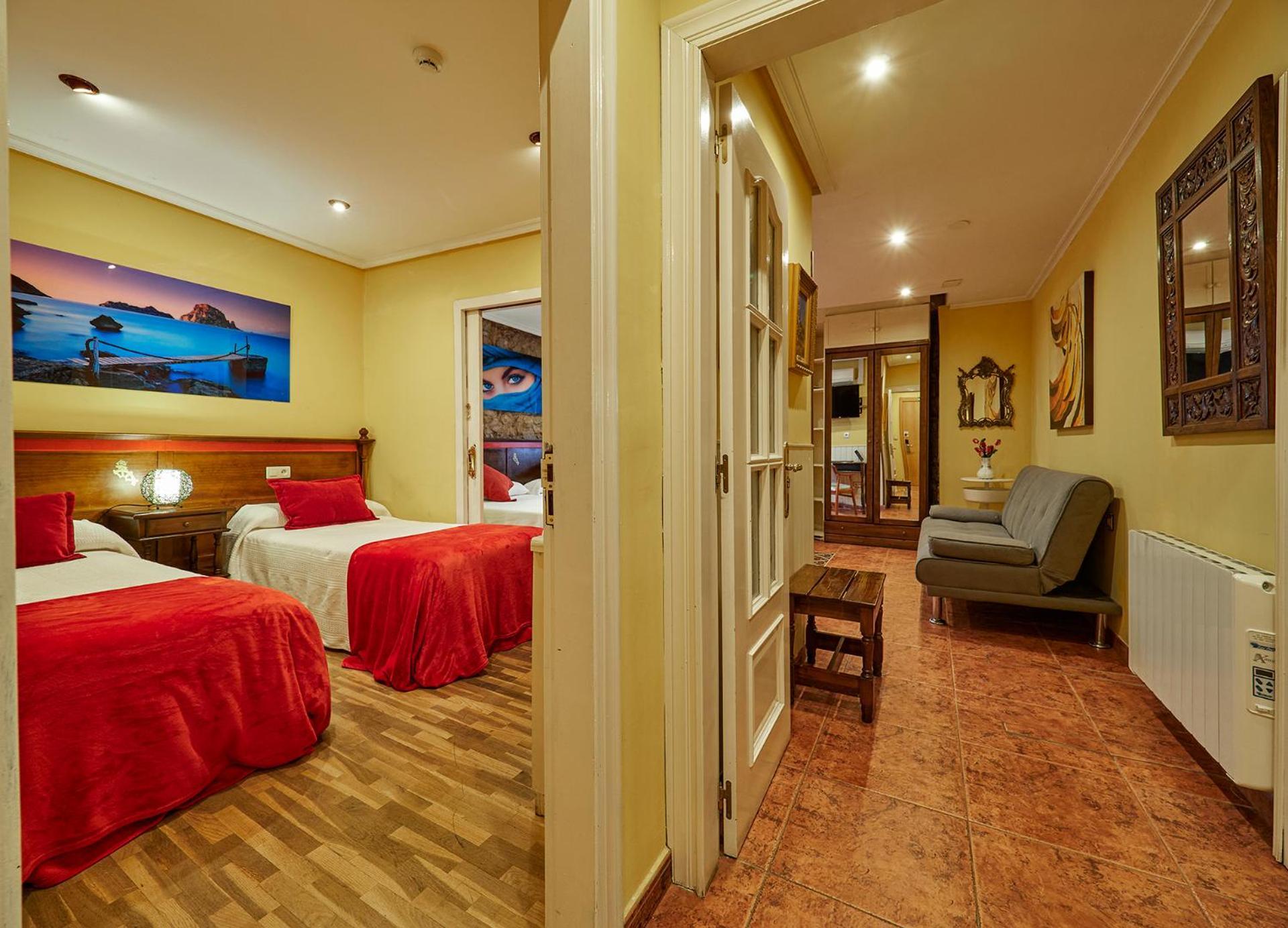 Don Pedro Hotel Aviles Bagian luar foto