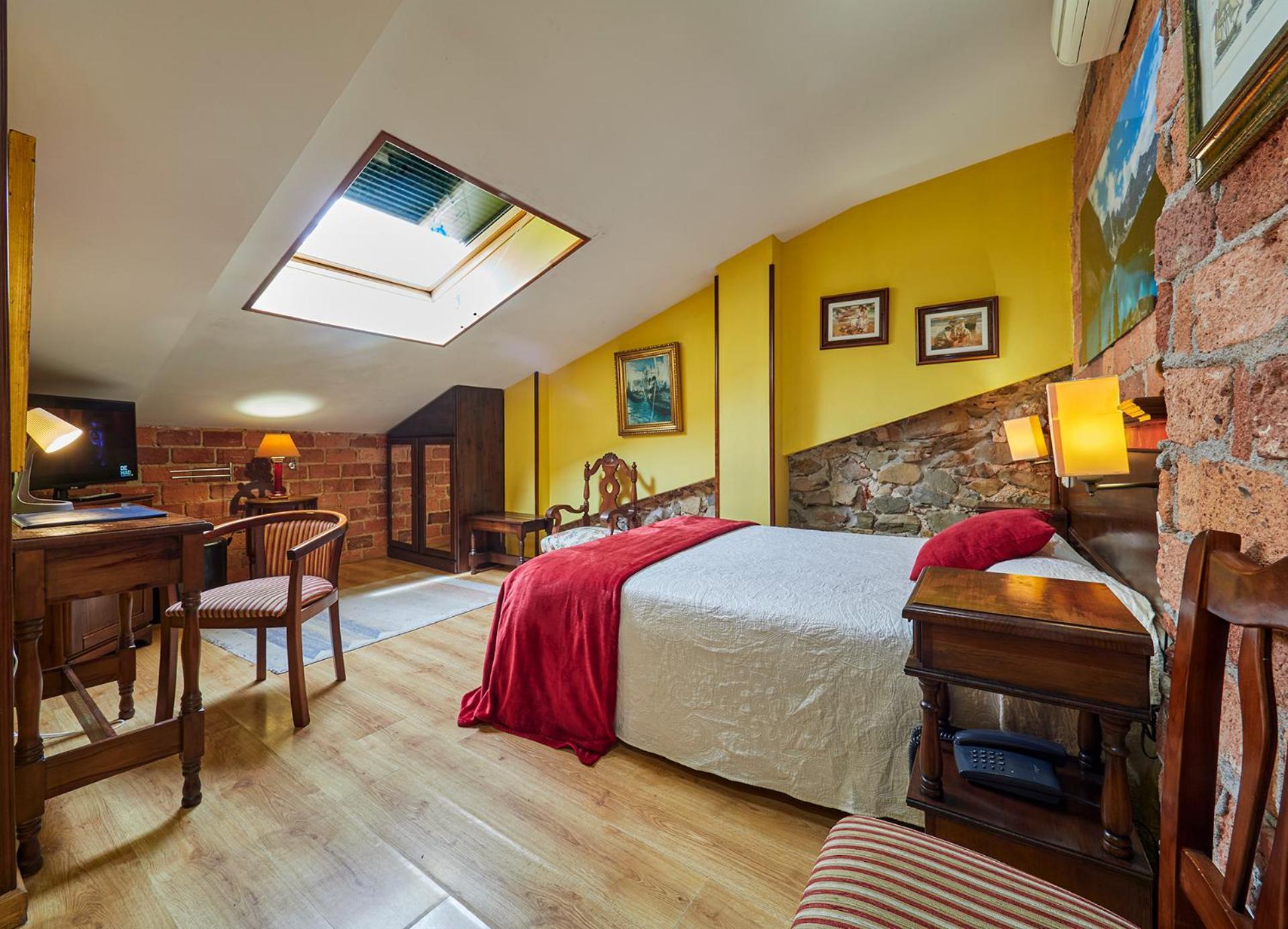 Don Pedro Hotel Aviles Bagian luar foto