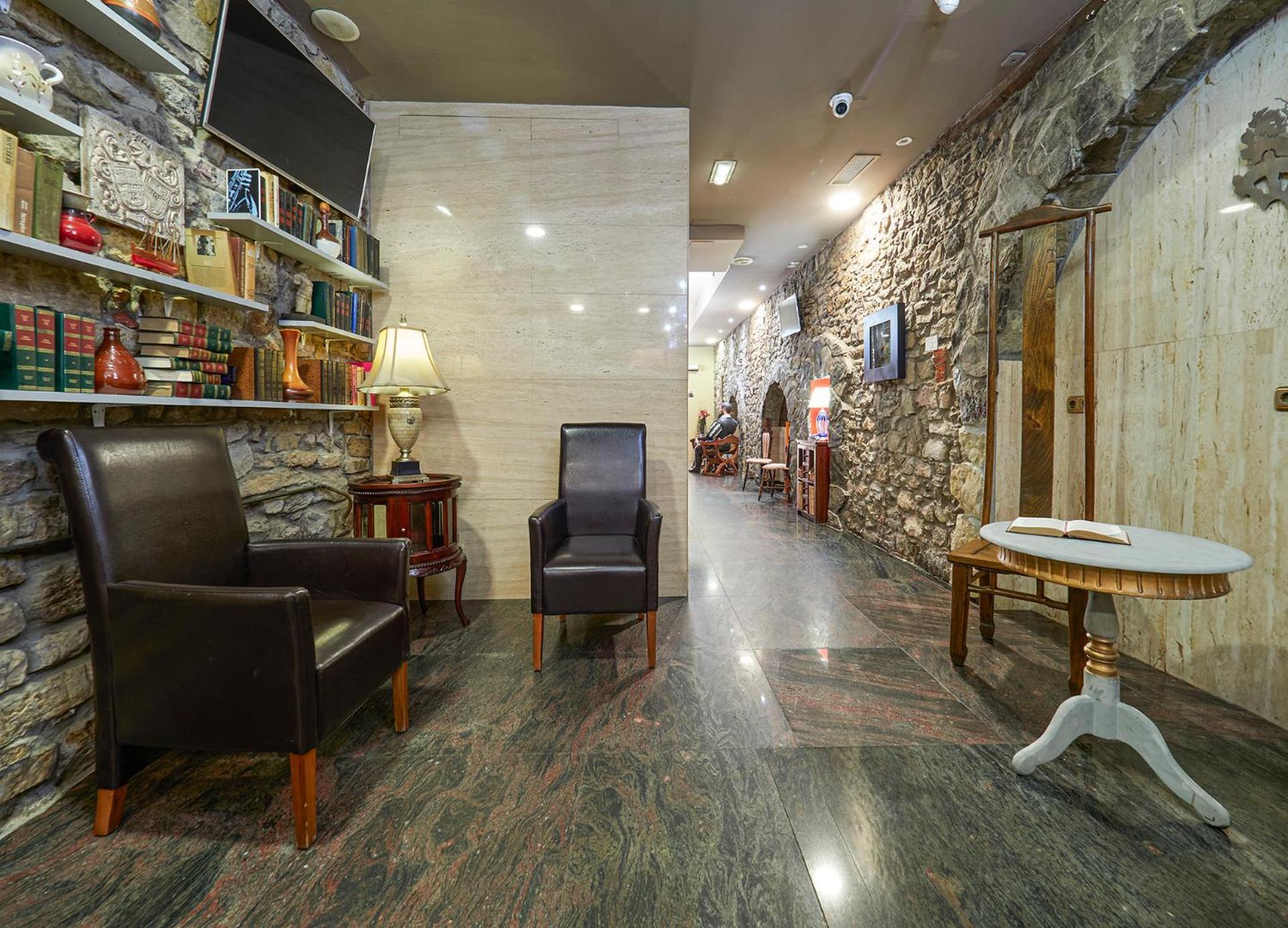 Don Pedro Hotel Aviles Bagian luar foto