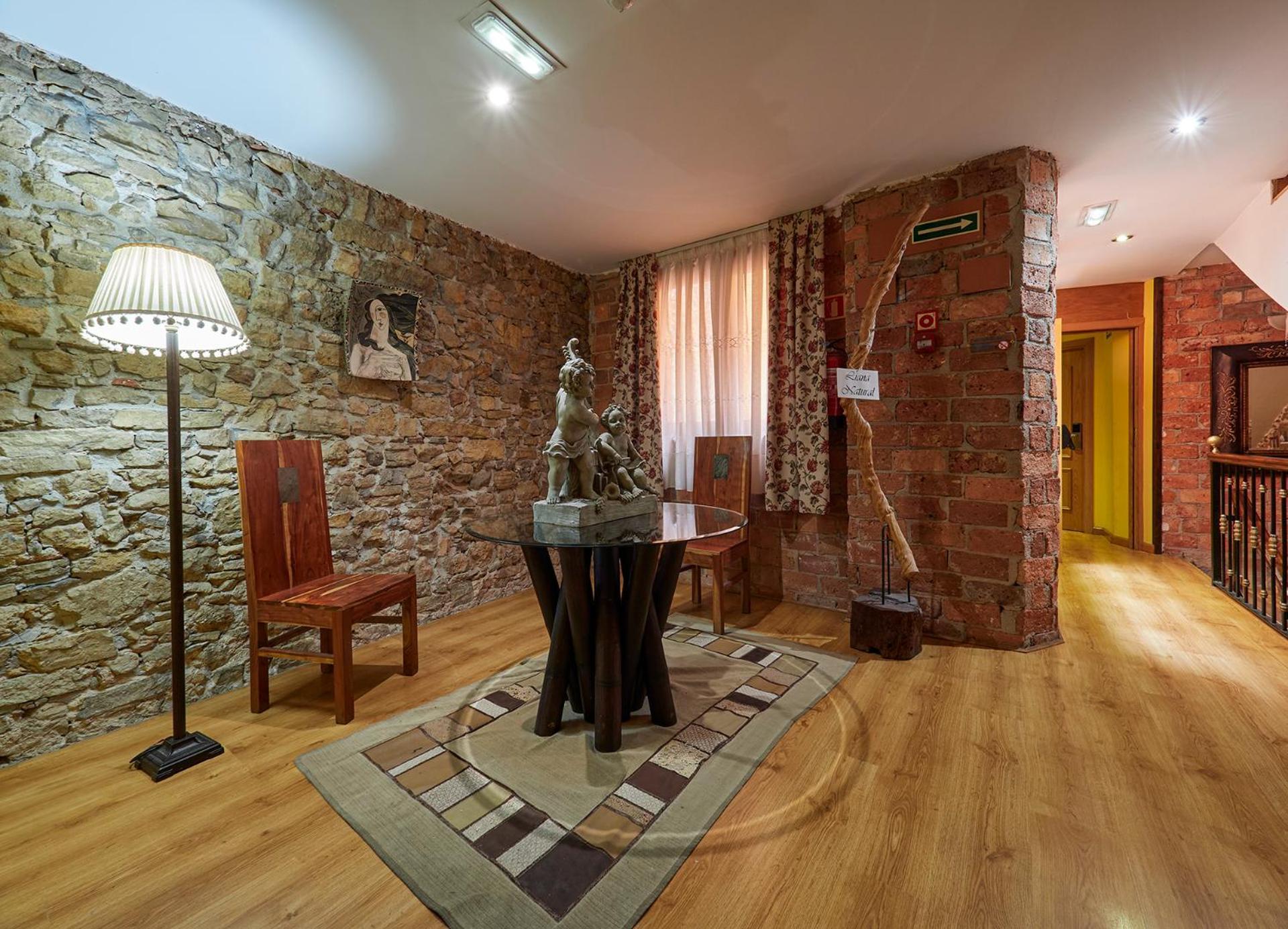 Don Pedro Hotel Aviles Bagian luar foto