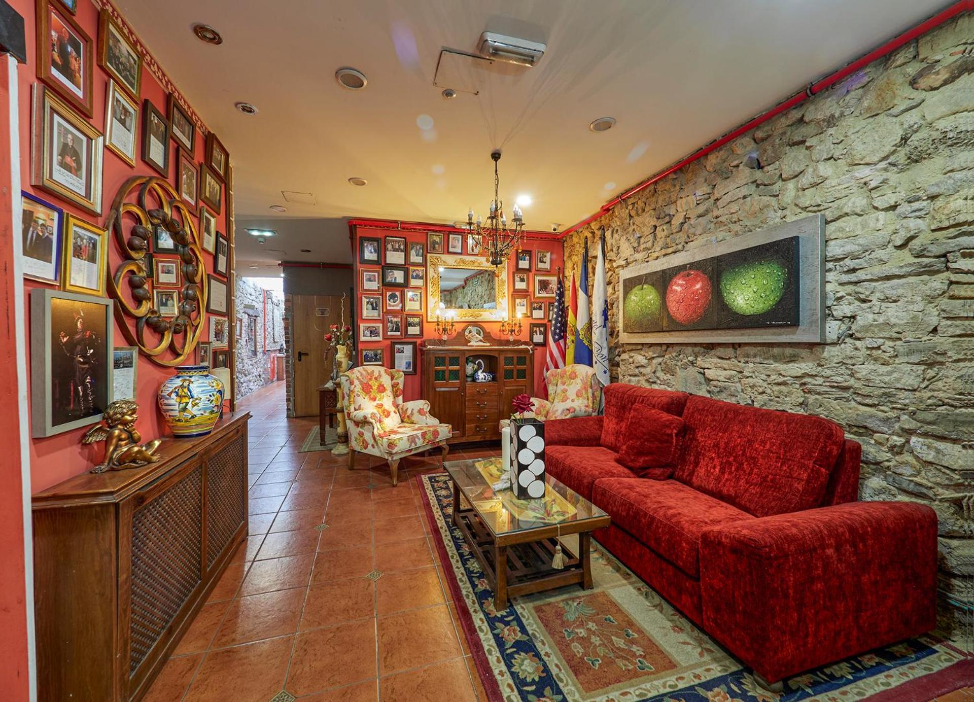 Don Pedro Hotel Aviles Bagian luar foto